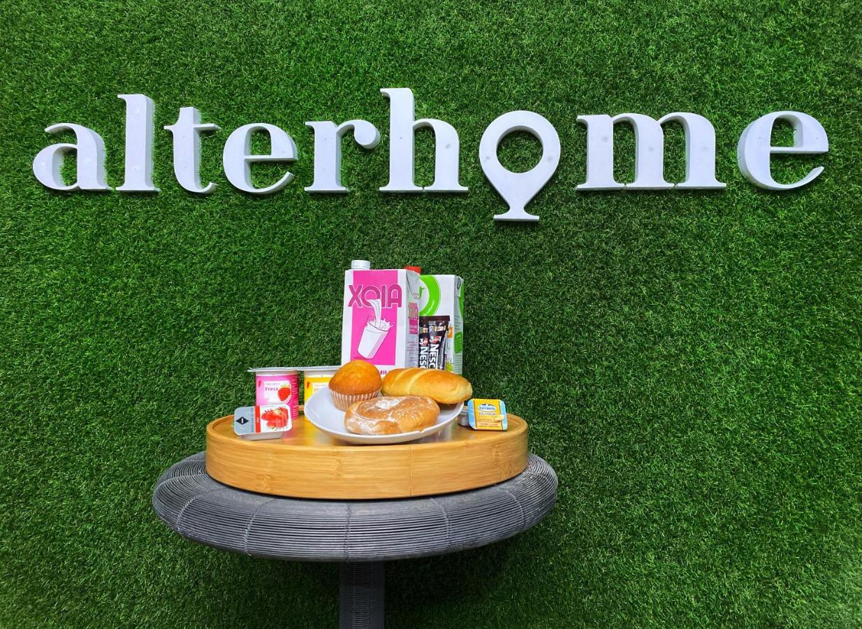 Alterhome Puerta De Toledo II Madrid Exterior photo
